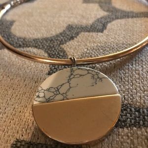Gold and marble split circle necklace